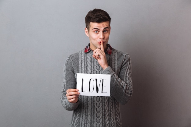 Seven signs of loving men even if they don't say it themselves