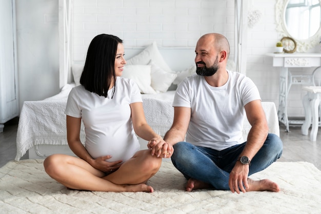 Relationship between husband and wife during pregnancy